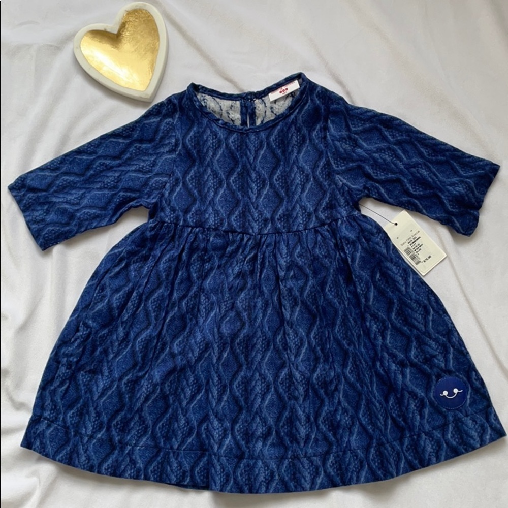 Smiling Button blue stripe dress